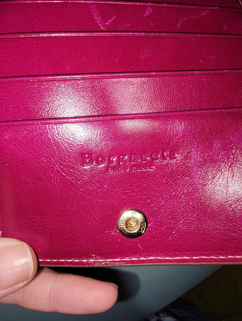 Handmade Borgasets Magenta Pink Leather Wallet with Navy Blue Snap Strap - Picture 7 of 9